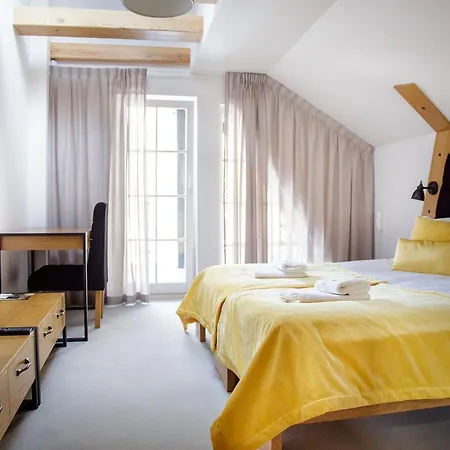 Estancja Bed & Breakfast 4*